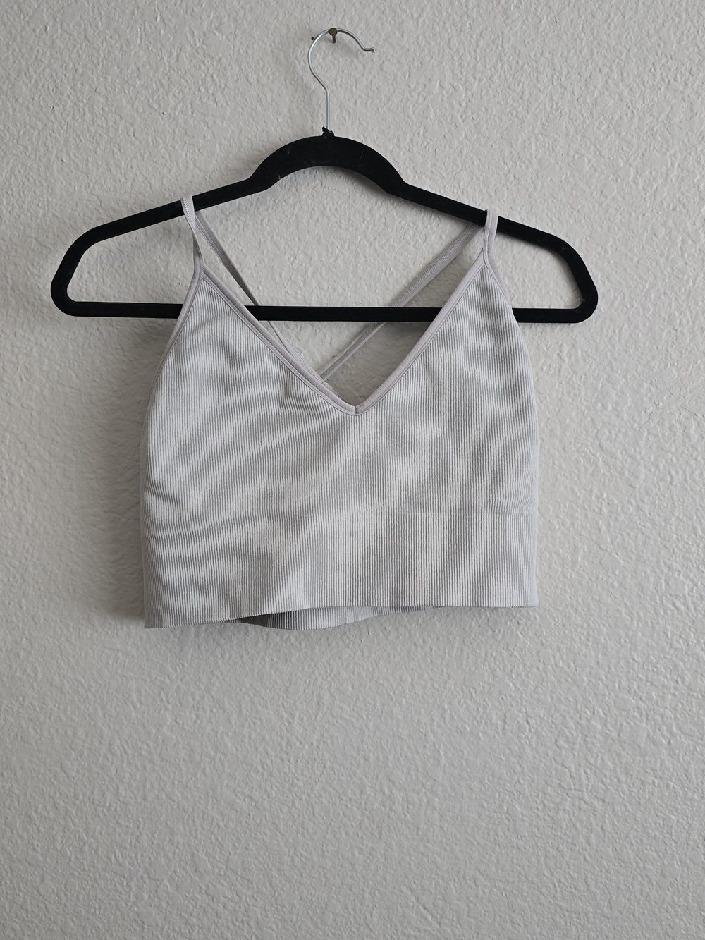 Light Gray And Black Ribbed V-Neck Sports Bra